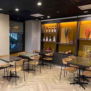 銀座熊本館（2F カフェバー　ASOBI・Bar）
