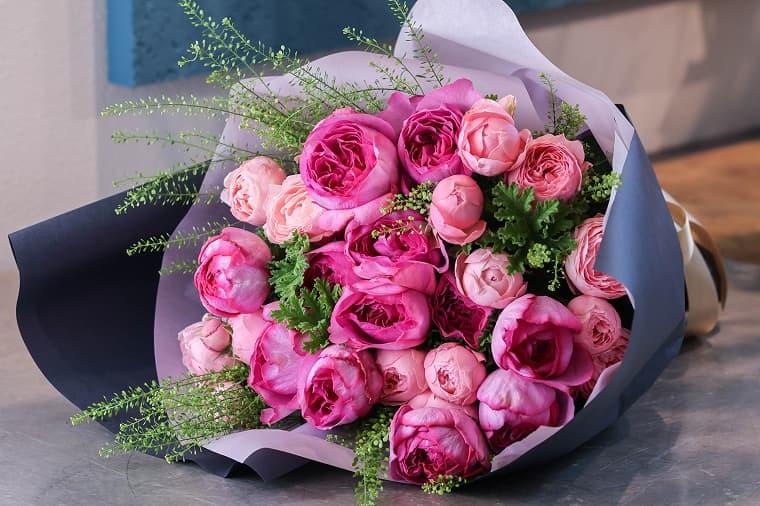 An image of Daiichi Engei's seasonal flower bouquets.